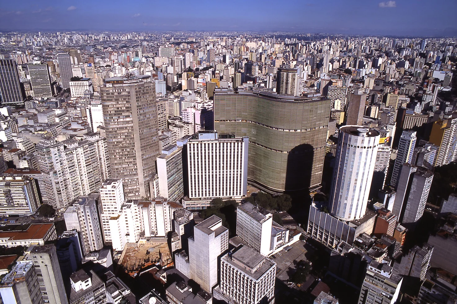 De águas termais a praias: 10 destinos de São Paulo que combinam com viagens 60+