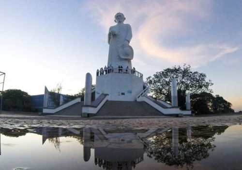 Estátua do Padre Cícero, em Juazeiro do Norte