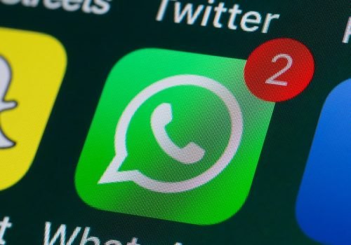 As regras valem para canais do WhatsApp e também para outras plataformas digitais. Foto:  stockcam/GettyImages