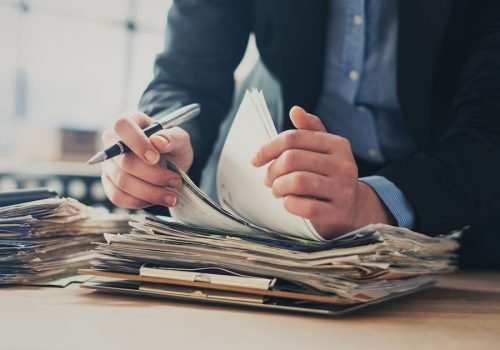 Estrutura predial também deve mudar ao ser adotado um formato de uma estação de trabalho para cada dois funcionários Foto:  funky-data/Divulgação