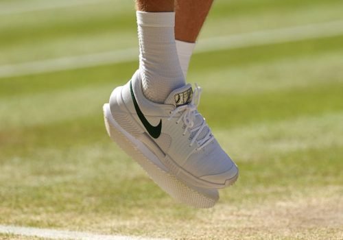 Diversos modelos de tênis Nike em oferta, além de roupas e acessórios. Foto:  undefined undefined