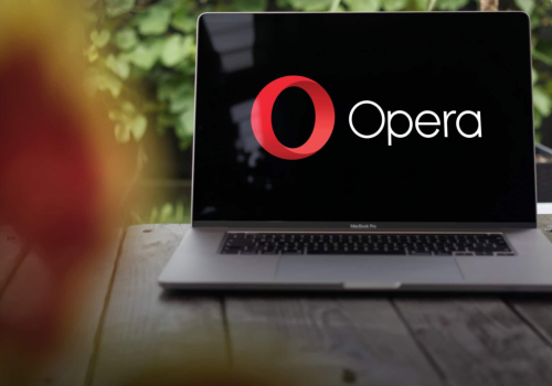 Tecnologia WebAI do Opera permite usar inteligência artificial gratuita no computador com total privacidade e sem pagar assinaturas. - Imagem: mindea / Shutterstock